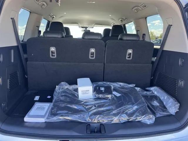 2026 Nissan Armada SV
