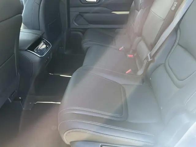 2026 Nissan Armada SV