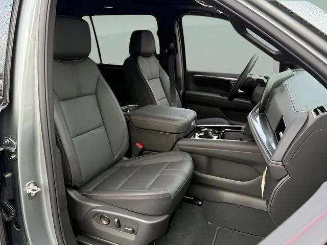 2026 Chevrolet Suburban RST, RWD