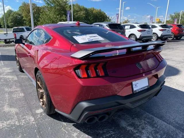 2025 Ford Mustang Dark Horse Fastback