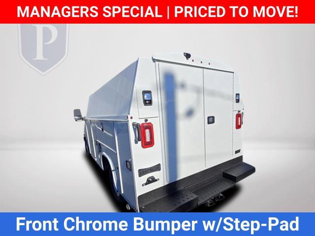2025 Chevrolet Express Cutaway Work Van