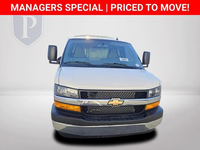 2025 Chevrolet Express Cutaway Work Van