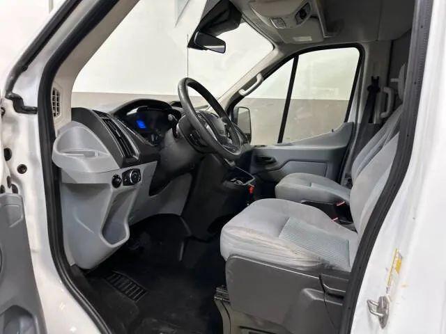 2017 Ford Transit XLT