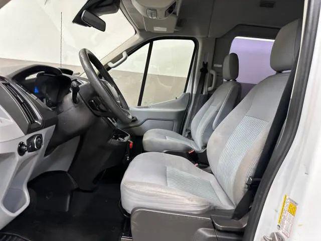 2017 Ford Transit XLT