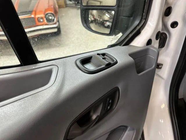 2017 Ford Transit XLT