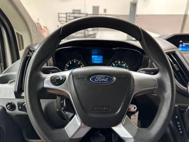2017 Ford Transit XLT