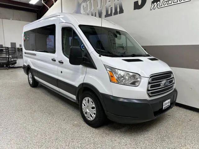 2017 Ford Transit XLT
