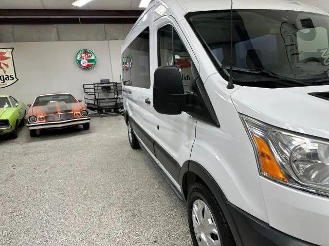 2017 Ford Transit XLT