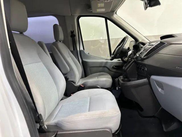 2017 Ford Transit XLT