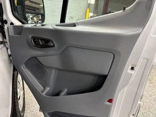2017 Ford Transit XLT