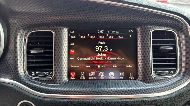 2016 Dodge Charger SXT