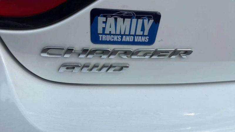 2016 Dodge Charger SXT