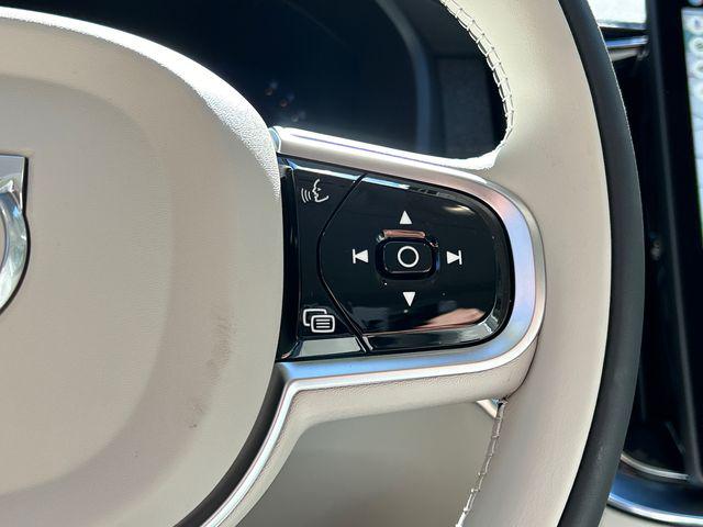2026 Volvo XC90 B6 Ultra 7-Seater