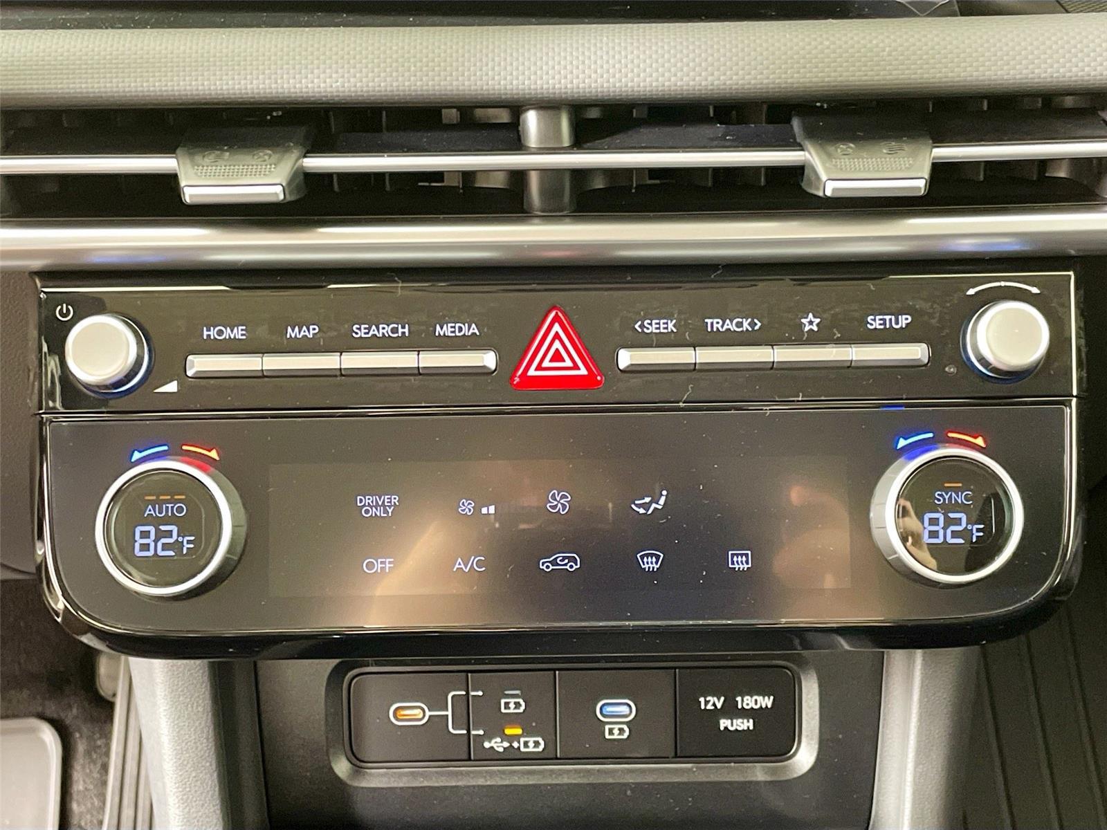 2026 Hyundai Tucson Blue SE - Photo 16