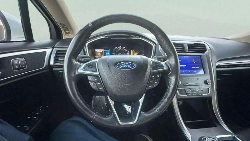 2020 Ford Fusion SEL