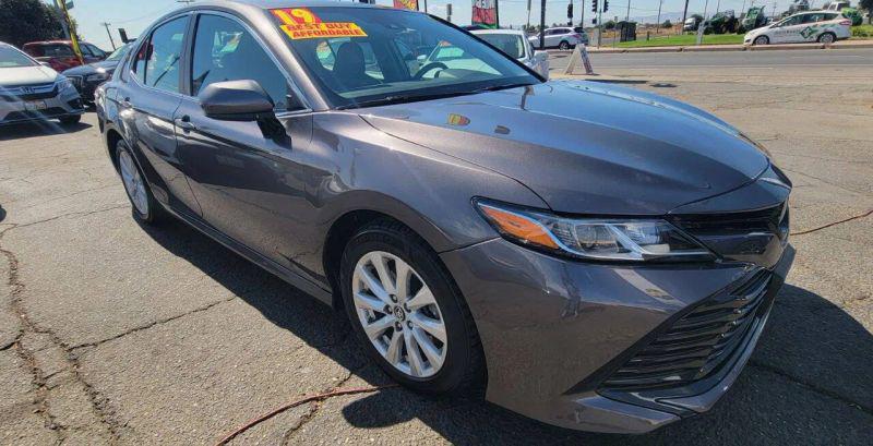 2019 Toyota Camry LE for sale in Oakdale, CA