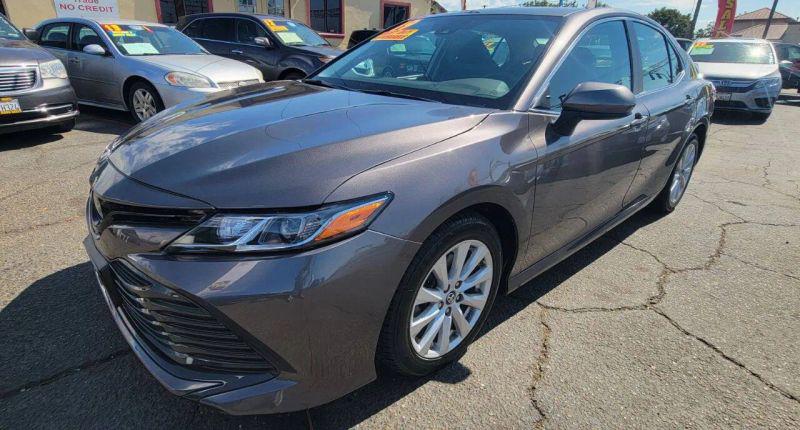2019 Toyota Camry LE