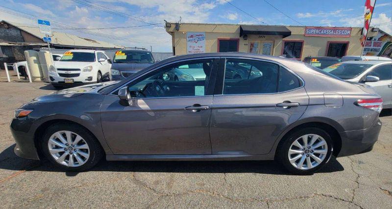 2019 Toyota Camry LE