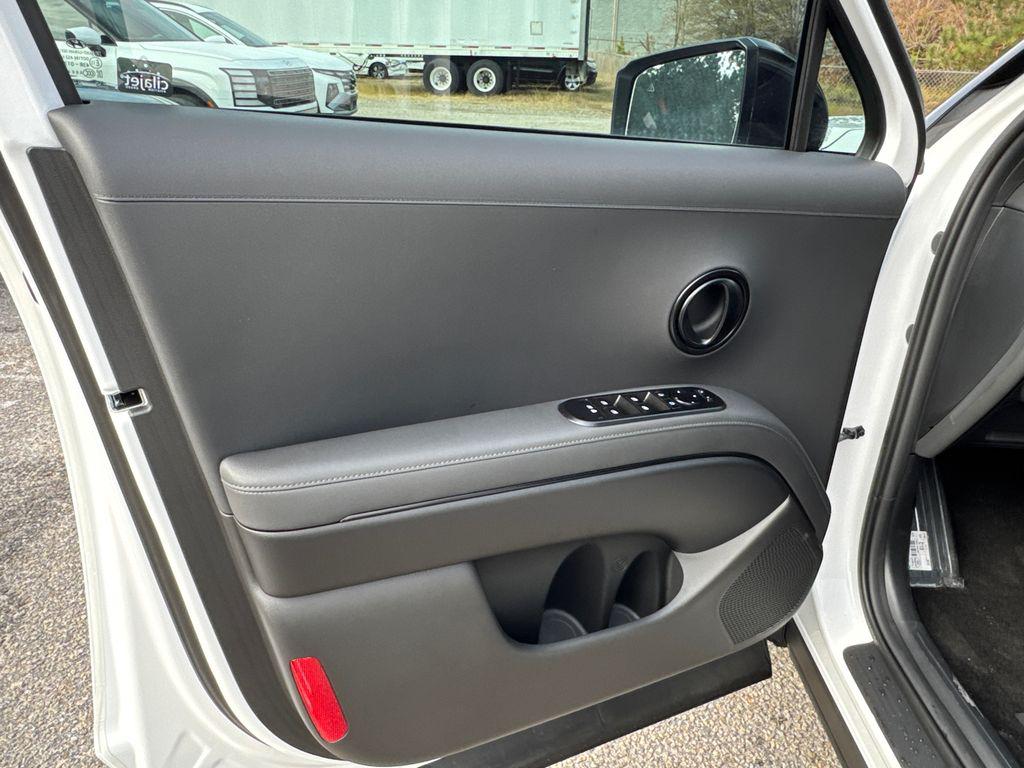 New 2026 White HYUNDAI XRT Pro image 11