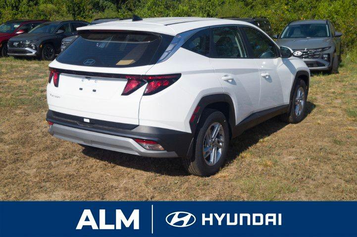 2026 Hyundai Tucson SE photo 3