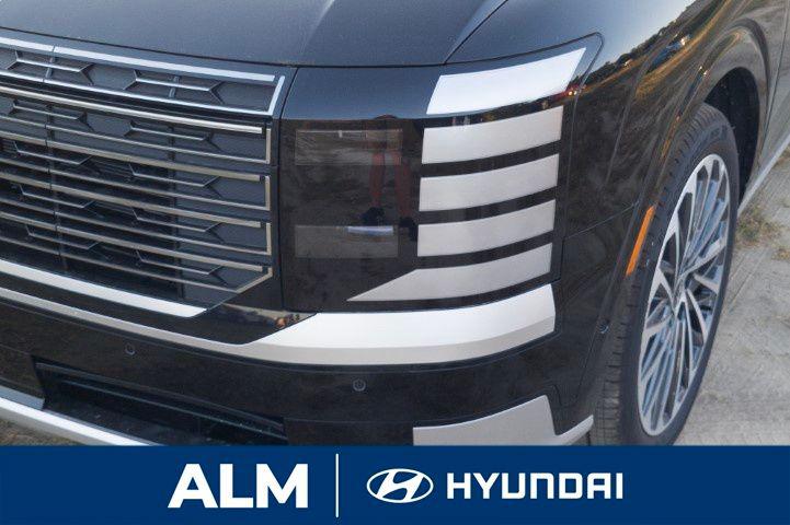 New 2026 Abyss Black HYUNDAI Calligraphy FWD image 10