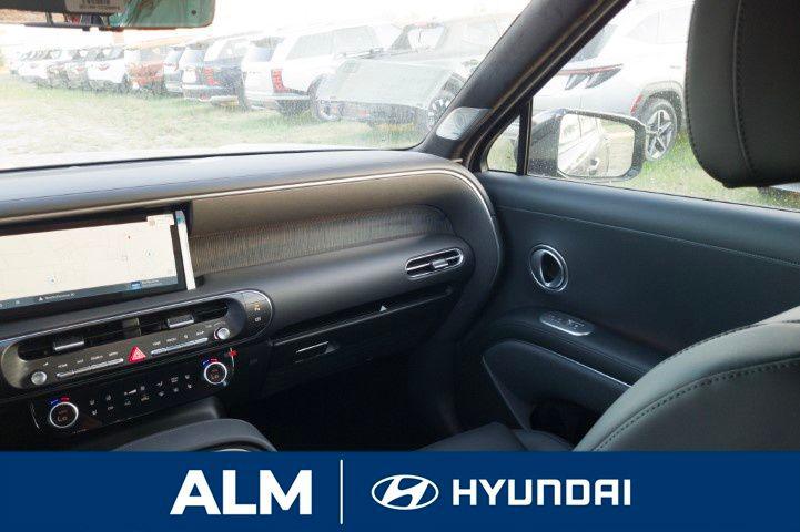 New 2026 Abyss Black HYUNDAI Calligraphy FWD image 17