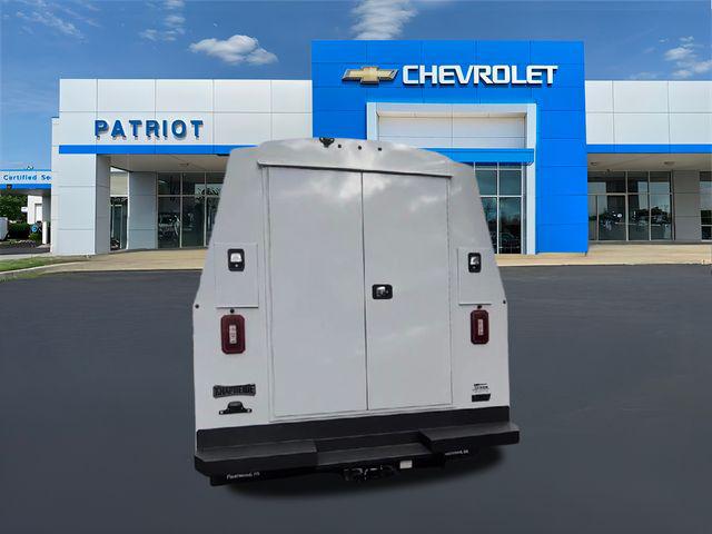 2025 Chevrolet Express Cutaway Work Van