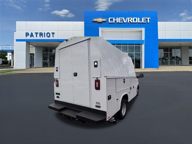 2025 Chevrolet Express Cutaway Work Van