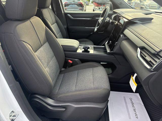 2026 GMC Acadia AWD Elevation