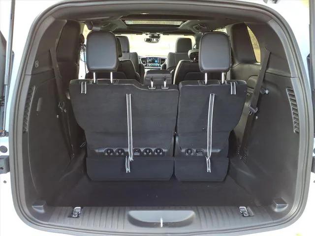 2026 Chrysler Pacifica Select AWD