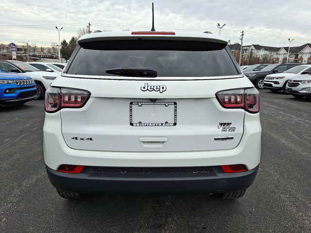 2022 Jeep Compass Latitude Lux 4x4