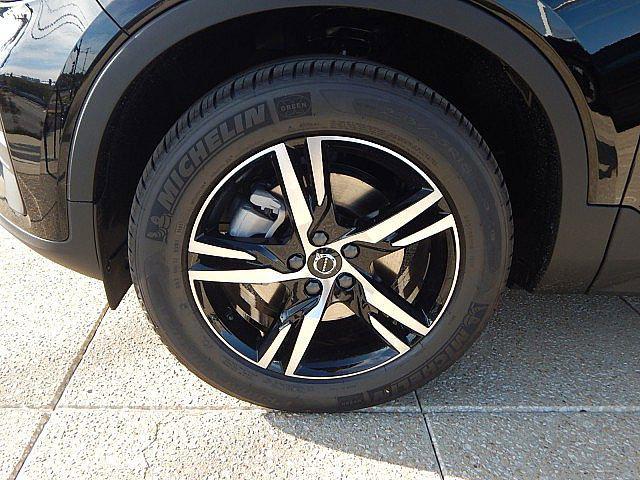 2026 Volvo XC40 Core, B5 AWD Gas (mild hybrid), Dark