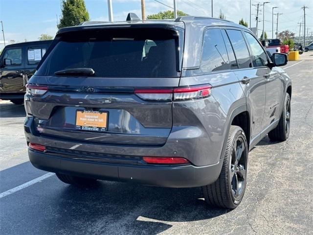 2023 Jeep Grand Cherokee Altitude 4x4
