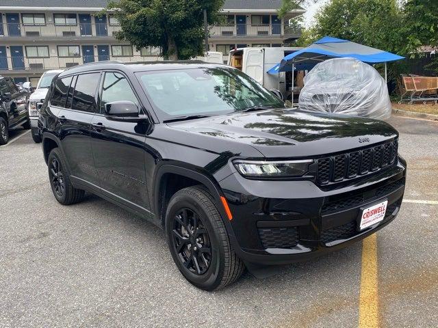 2025 Jeep Grand Cherokee L Altitude 4x4 2025 Jeep Grand Cherokee L Altitude 4x4