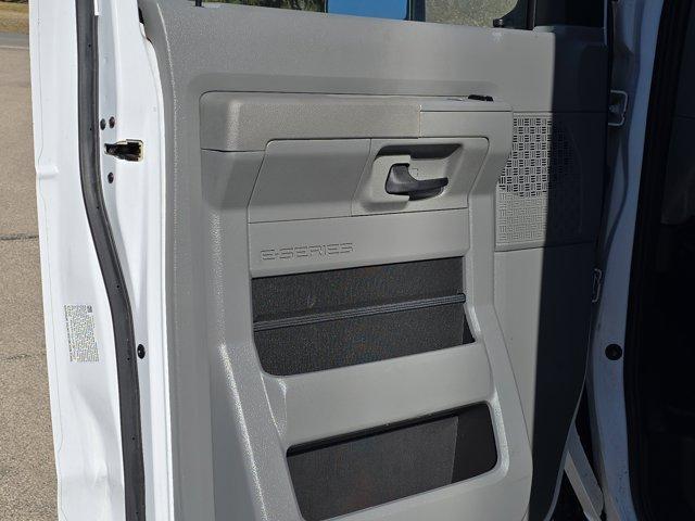 2024 Ford E-350 Cutaway Unknown