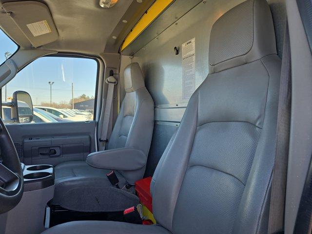 2024 Ford E-350 Cutaway Unknown