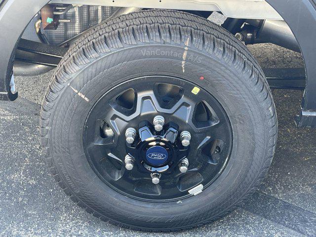 2025 Ford Transit Cargo Van T-250 148" Med Rf 9070 GVWR AWD