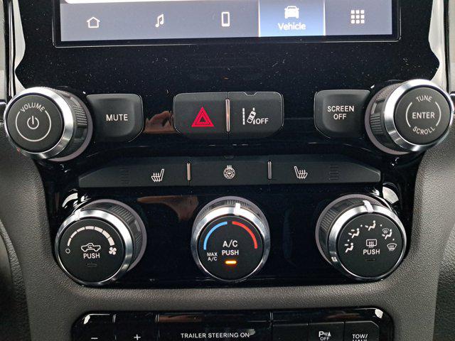 2025 Ram 1500 Big Horn Crew Cab 4x4 64 Box