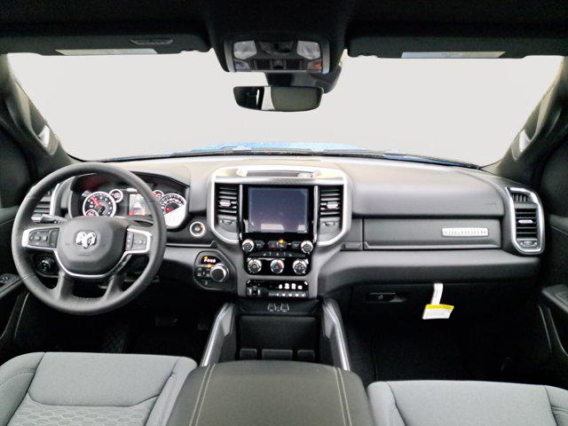 2025 Ram 1500 Big Horn Crew Cab 4x4 64 Box
