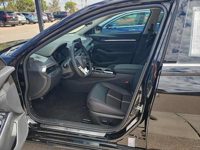2025 Nissan Altima SR FWD