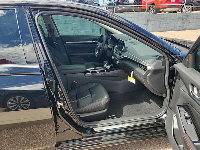 2025 Nissan Altima SR FWD