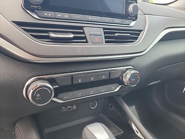 2025 Nissan Altima SR FWD