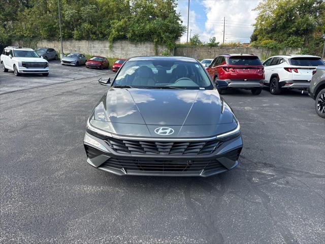 2025 Hyundai Elantra Hybrid SEL Sport