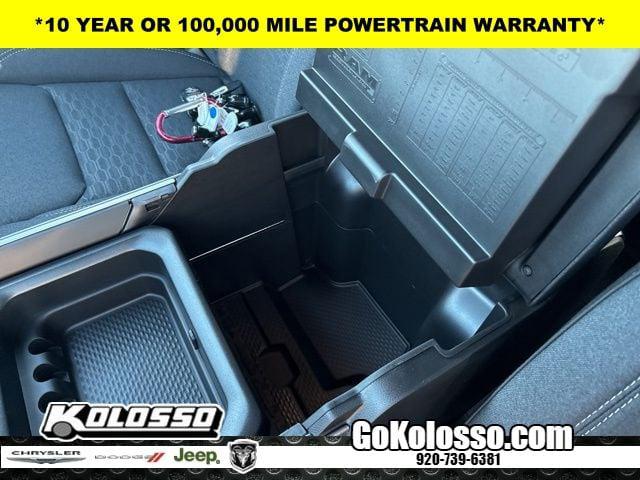 2026 Ram 1500 Big Horn Crew Cab 4x4 5'7" Box