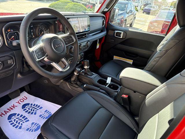 2026 Jeep Wrangler 4-Door Sahara 4x4