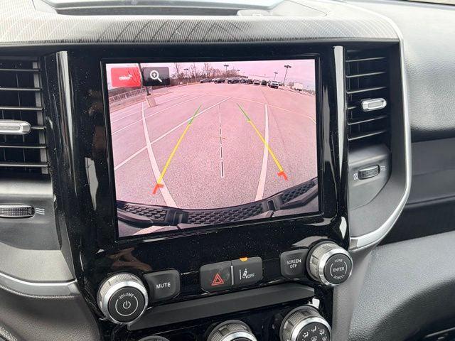 2026 RAM Ram 1500 RAM 1500 EXPRESS CREW CAB 4X4 57 BOX
