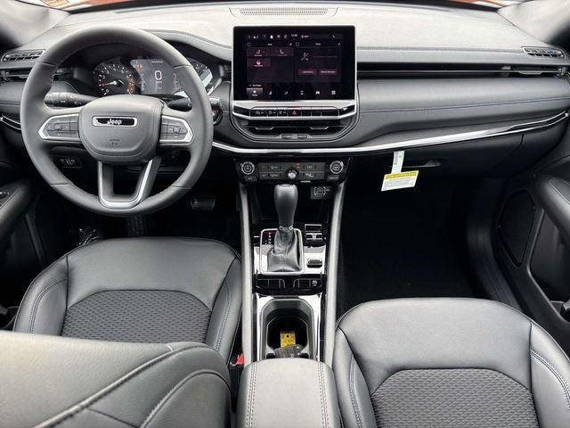 2026 Jeep Compass COMPASS LATITUDE ALTITUDE 4X4 2026 Jeep Compass COMPASS LATITUDE ALTITUDE 4X4