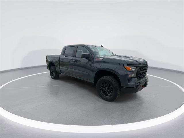 2025 Chevrolet Silverado 1500 4WD Crew Cab Short Bed Custom Trail Boss