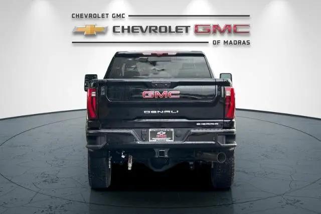 2026 GMC Sierra 3500HD Crew Cab, Long Bed, Denali Dual Rear Wheel, 4WD