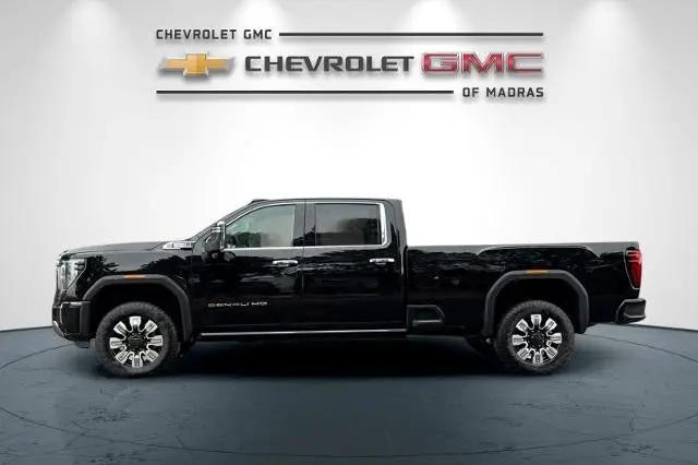 2026 GMC Sierra 3500HD Crew Cab, Long Bed, Denali Dual Rear Wheel, 4WD
